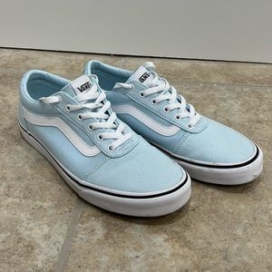 Women’s size 11 light blue vans